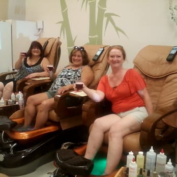 Attractive Nails - Took my best friend's from out of out ! The gang at attractive nails made our day - Nail Salons Near Me - Las Vegas, Nevada Attractive Nails - Took my best friend's from out of out ! The gang at attractive nails made our day - Nail Salons Near Me - Las Vegas, Nevada