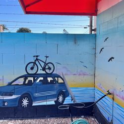 Mick's Automotive - Cool mural