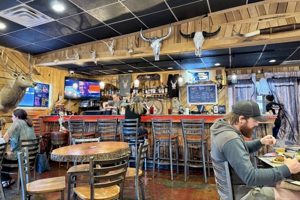 Game Restaurant by null