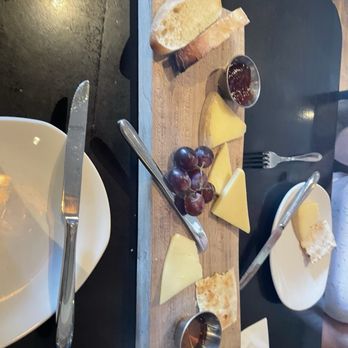 Harvest Seasonal Grill - Lancaster - This was the awesome cheese board - New American Near Me - Lancaster, Pennsylvania