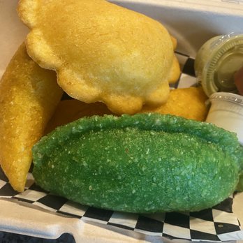 Don De La Colombiana - Empanadas; beef, cheese, spinach! - Colombian Near Me - Olympia, Washington