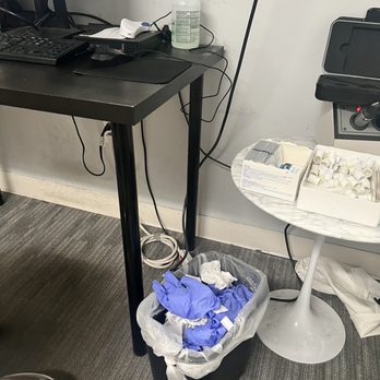 Acuity Eye Group - Over flowing trash. - Optometrists Near Me - La Quinta, California Acuity Eye Group - Over flowing trash. - Optometrists Near Me - La Quinta, California