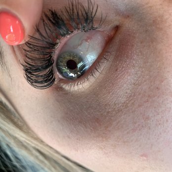 Makeup Lee Mee - Eyelashes stuck to eyelash and peeling of eyelid - Eyelash Service Near Me - Davis, California Makeup Lee Mee - Eyelashes stuck to eyelash and peeling of eyelid - Eyelash Service Near Me - Davis, California