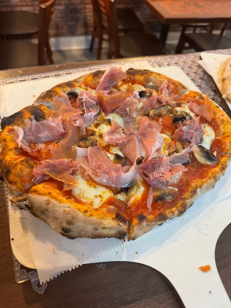 Monte Wood Fired Logo