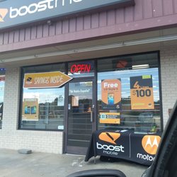 Boost Mobile - The boost Mobile store to stay away from