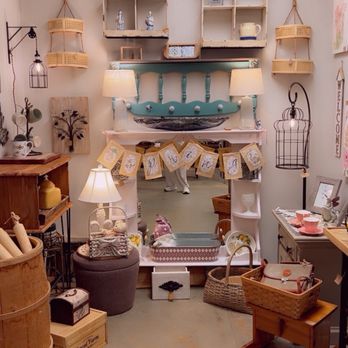 Ivy House Antique Mall - Antiques Near Me - Columbia, South Carolina Ivy House Antique Mall - Antiques Near Me - Columbia, South Carolina