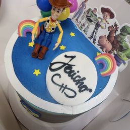 Pretty good cake and cute