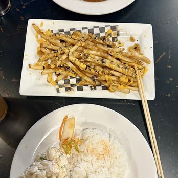 Pasifika Grill & Bar - Loco moco, hurricane fries & hulihuli chicken. - Guamanian Near Me - Bellevue, Washington
