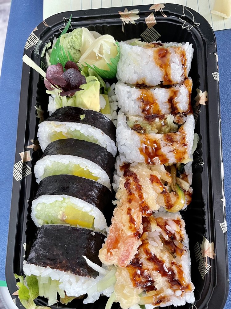 Takara Sushi Logo