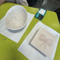 The Painted Pot - Box set and bowl