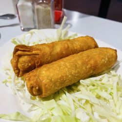 Szechwan Inn Chinese Restaurant - Cantonese chicken egg rolls - edible but not exactly good