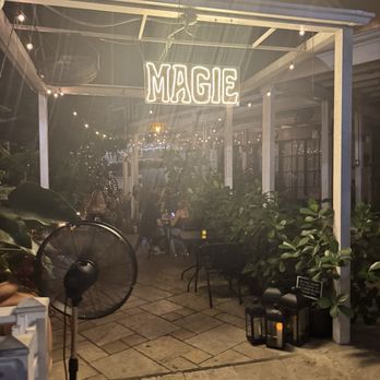Magie - Wine Bars Near Me - Miami, Florida