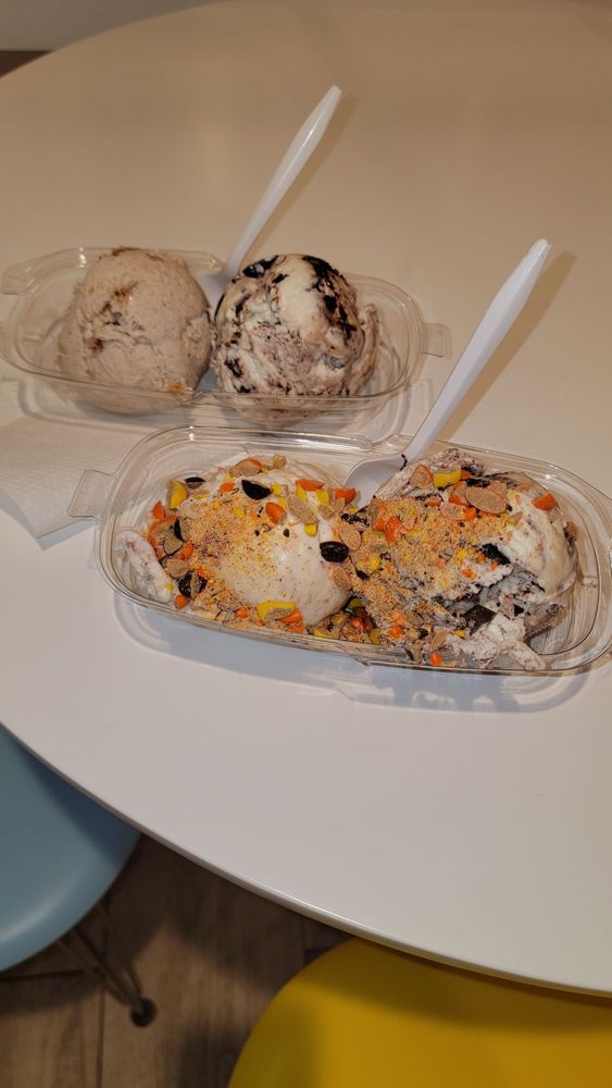 FISHKILL CREAMERY Updated September 2024 51 Photos & 35 Reviews 1042 Main St, Fishkill