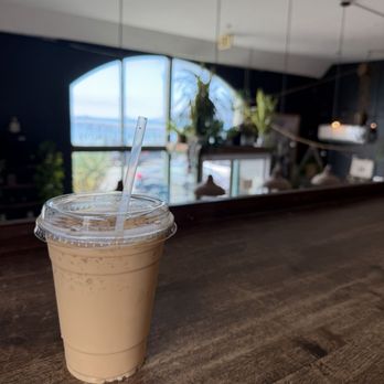 Kraken Coffee - Iced vanilla latte - Coffee & Tea Near Me - Avila Beach, California Kraken Coffee - Iced vanilla latte - Coffee & Tea Near Me - Avila Beach, California