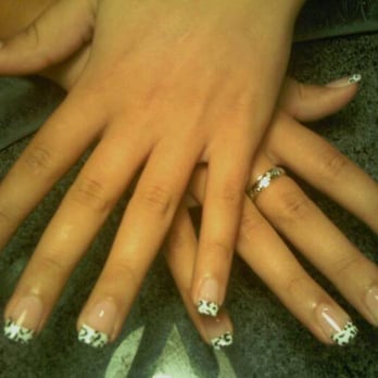 La Nails Nail Salons 219 W Madison St Pontiac Il Phone Number Services