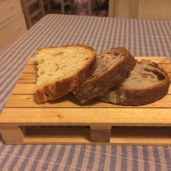 Bucavino - Excellent bread, especially the (darker) walnut bread. - Roman Near Me - Rome, RM