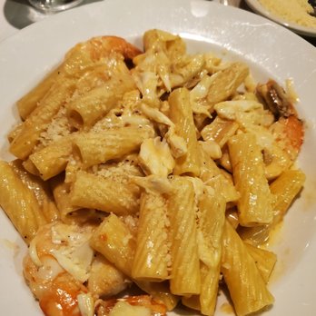 Bosfa Italian Restaurant - Rigatoni DaVinci: pasta with crab and shrimp in vodka sauce - Italian Near Me - Old Tappan, New Jersey Bosfa Italian Restaurant - Rigatoni DaVinci: pasta with crab and shrimp in vodka sauce - Italian Near Me - Old Tappan, New Jersey