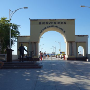 Malecón de la Paz - Landmarks & Historical Buildings Near Me