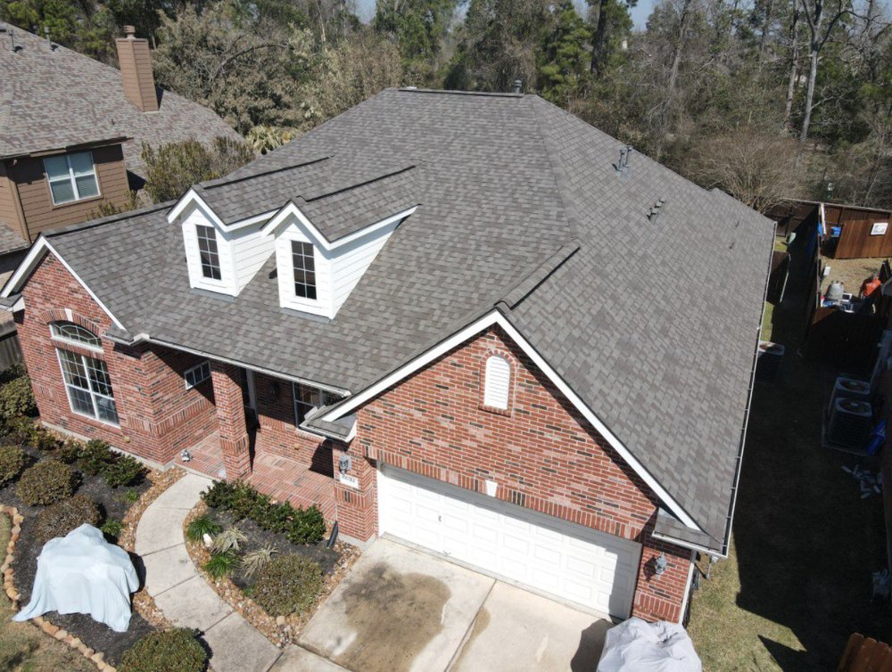 Slide of Mend Roofing