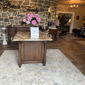 Briede Family Vineyards - Entrance - Wine Tasting Room Near Me - Winchester, Virginia Briede Family Vineyards - Entrance - Wine Tasting Room Near Me - Winchester, Virginia