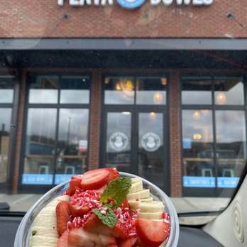 Playa Bowls - North Pole Bowl with strawberries - Juice Bars & Smoothies Near Me - Sparta, New Jersey Playa Bowls - North Pole Bowl with strawberries - Juice Bars & Smoothies Near Me - Sparta, New Jersey