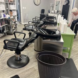 Echo Salon - Washing stations