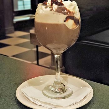Metro Diner - American Near Me - Bradenton, Florida
