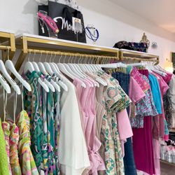 Monkee's of Sarasota - Store Interior