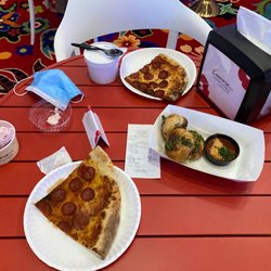 Lucky Pizza