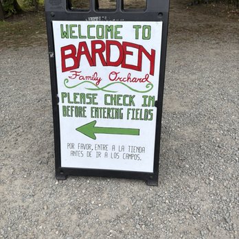 Barden Orchards - Farmers Market Near Me - North Scituate, Rhode Island Barden Orchards - Farmers Market Near Me - North Scituate, Rhode Island