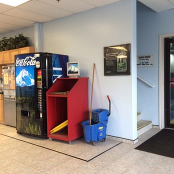 Mobile 1 Lube Express - Fairbanks, Alaska - huge waiting area with TV and vending machines - Oil Change Stations Near Me - Fairbanks, Alaska Mobile 1 Lube Express - Fairbanks, Alaska - huge waiting area with TV and vending machines - Oil Change Stations Near Me - Fairbanks, Alaska