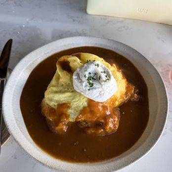 Between Us - Curry Hamburg - Breakfast & Brunch Near Me - San Diego, California