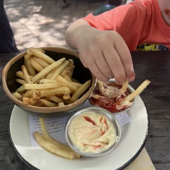 Brewsters Beer Garden - Duck fat fries - Barbeque Near Me - Petaluma, California
