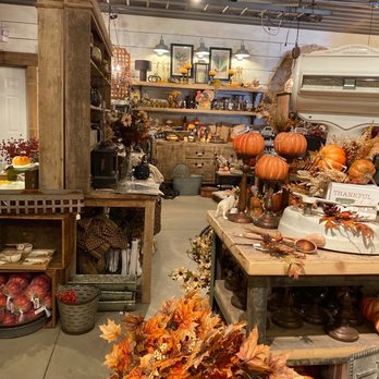 Tattered Tulip - Antiques Near Me - Lockport, New York
