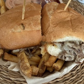 Bennett's Fish Shack - Prime rib sandwich - Fish & Chips Near Me - Ocean Shores, Washington