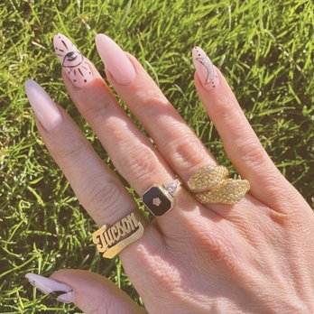 RT Nails & Spa - Nail Salons Near Me - Tucson, Arizona