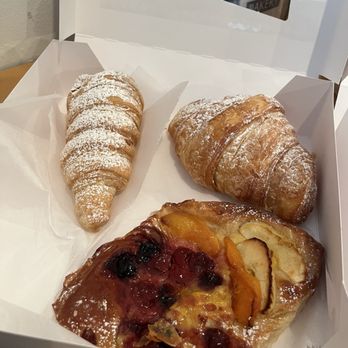 La Mie - Bakeries Near Me - Des Moines, Iowa La Mie - Bakeries Near Me - Des Moines, Iowa