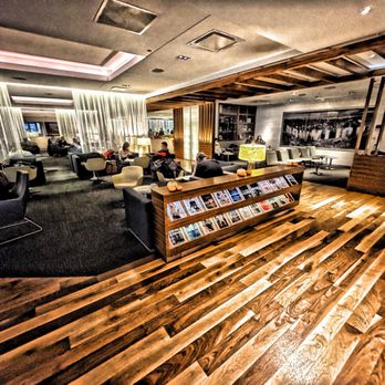 Star Alliance Lounge - Entry - Airport Lounges Near Me - Los Angeles, California