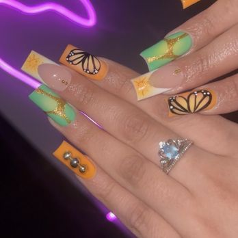 Set By Noemi - Nail Technicians Near Me - Sacramento, California