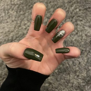 M & D Nails - Nail Salons Near Me - Wentzville, Missouri