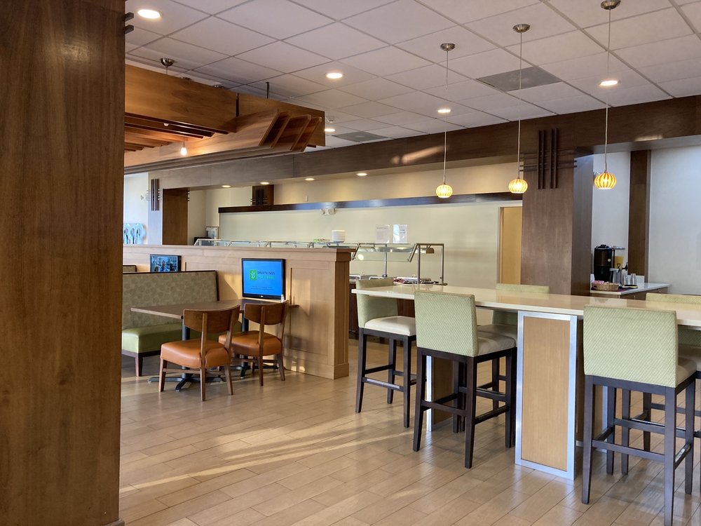 DOUBLETREE BY HILTON GREENSBORO AIRPORT 18 Photos & 36 Reviews 6426