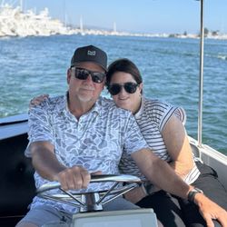 Newport Fun Tours - Jim and Kathy Leidholdt
