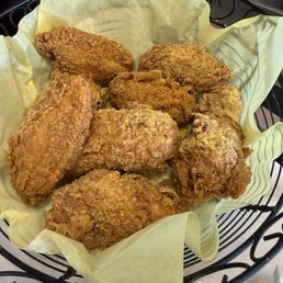 Korean fried chicken with honey cheddar powder seasoning