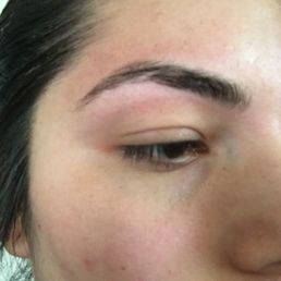 I swear my eyebrows were full and shaped before I came i just wanted a simple clean up and came out with bald spots and a crooked arch I swear my eyebrows were full and shaped before I came i just wanted a simple clean up and came out with bald spots and a crooked arch