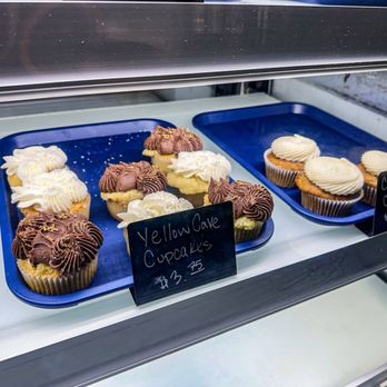 Cakes by B's Blue House Bakery - Coffee & Tea Near Me - Jamestown, North Carolina