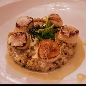 Le Bivouac - Scallops with mushroom risotto - French Near Me - Paris, 75