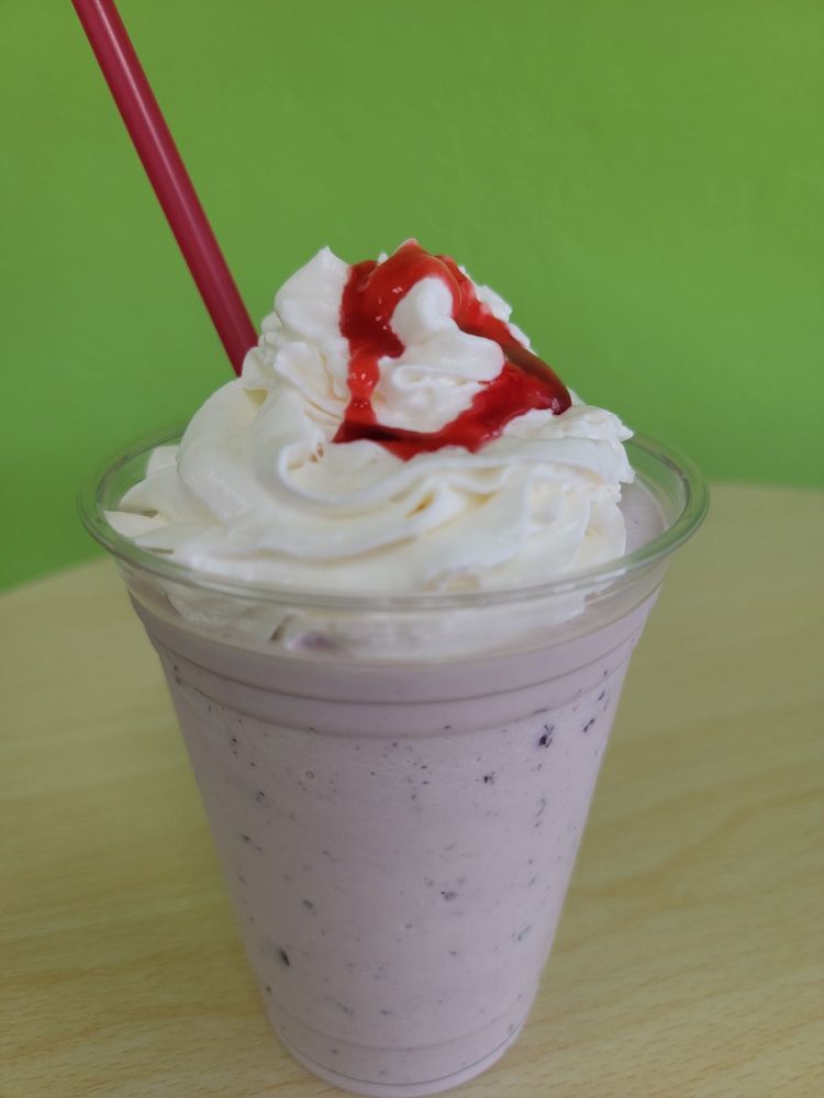 Emmett Ice Cream Shop Logo
