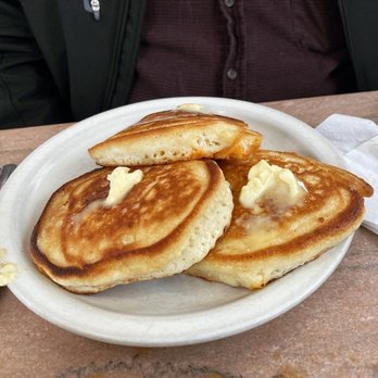 Peg's Diner - Pancakes - Diners Near Me - Whitinsville, Massachusetts