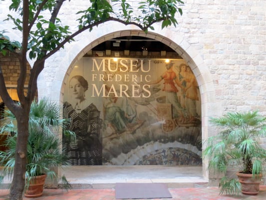Museu Frederic Marès by null