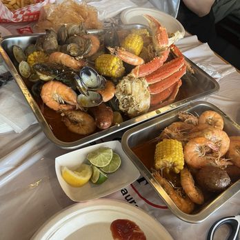 Crawfish Chef - Combo 9 with extra shrimp - Seafood Near Me - Bellevue, Washington Crawfish Chef - Combo 9 with extra shrimp - Seafood Near Me - Bellevue, Washington